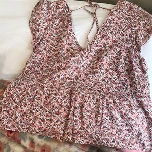 Floral pattern flowy shirt